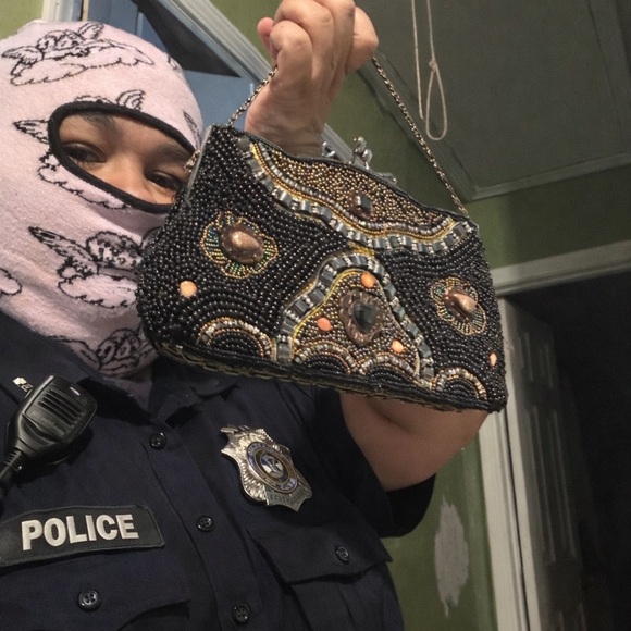 beaded purse - Picture 3 of 8